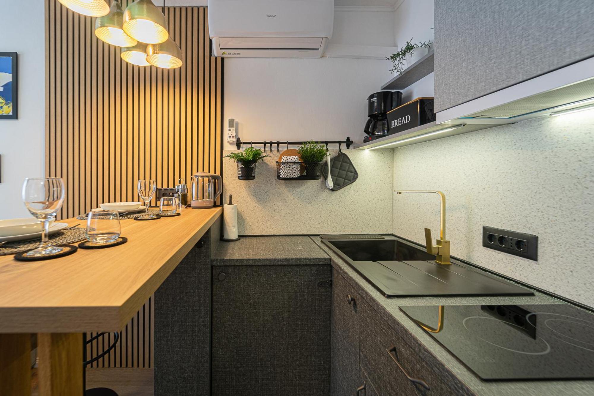 Studio Apartment Lemon & Sun Split Exterior photo
